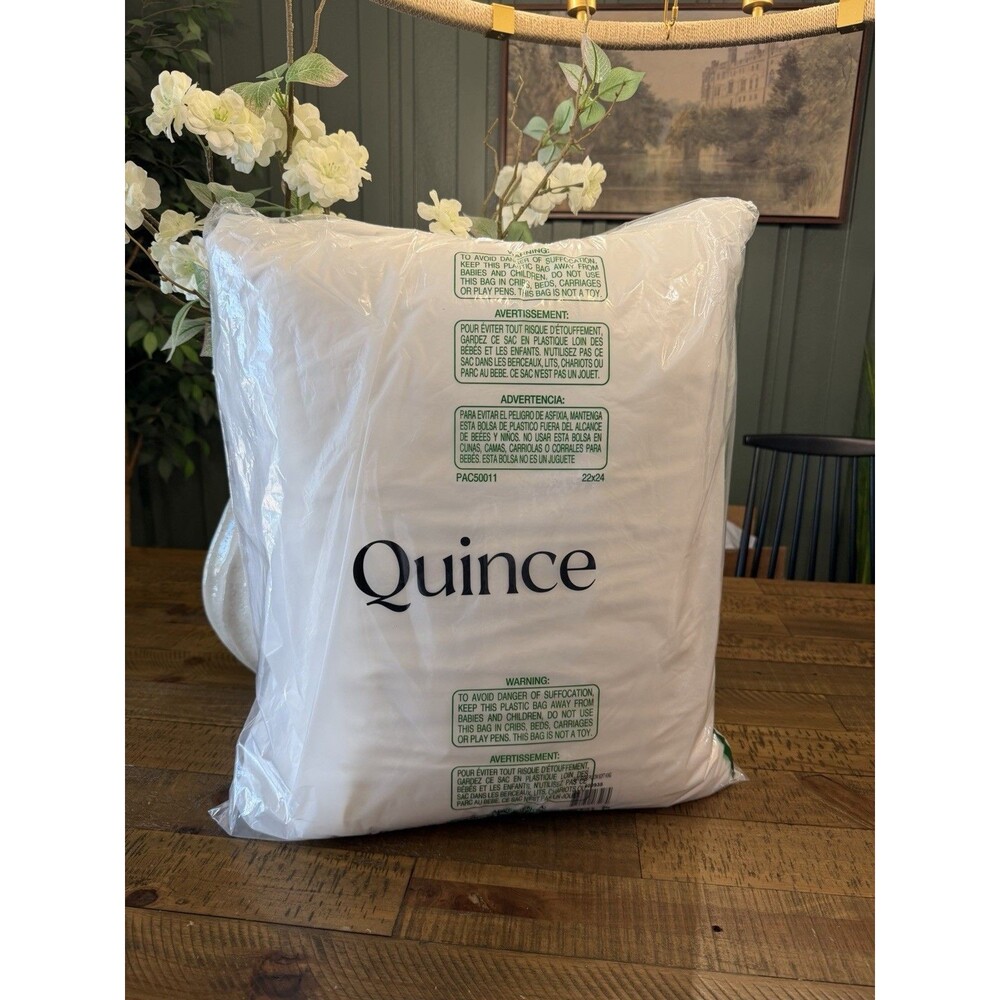 NEW Quince Home Premium Down Alternative Pillow White Standard Medium Firm